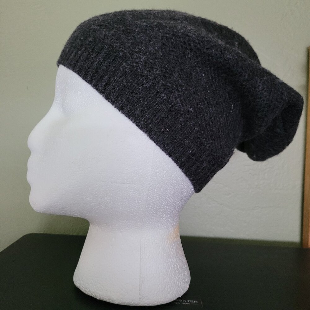 GREY SAKS FIFTH AVENUE Beanie